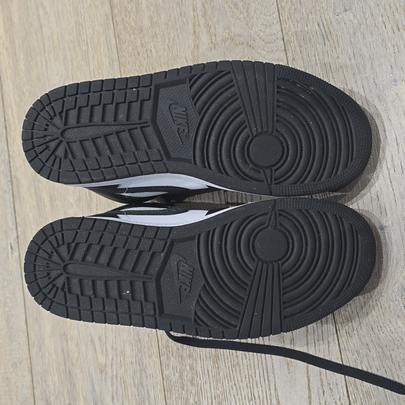 Air Jordan Retro Mid Size 8 - Picture 7 of 10